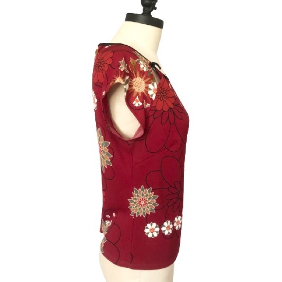 Japanese Floral Side Keyhole Cut Out Blouse - Picture 7 of 14